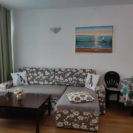 Прекрасен Апартамент С Изглед Към Морето Сарафово 1 Burgas Exterior photo
