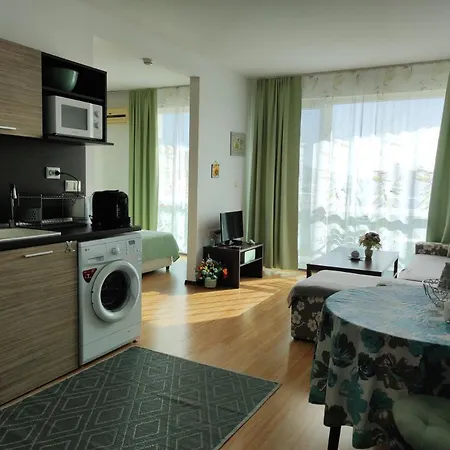 Прекрасен Апартамент С Изглед Към Морето Сарафово 1 Burgas Exterior photo